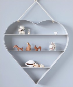 "heart storage shelf for kids room"