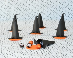 DIY witches hat halloween treat boxes